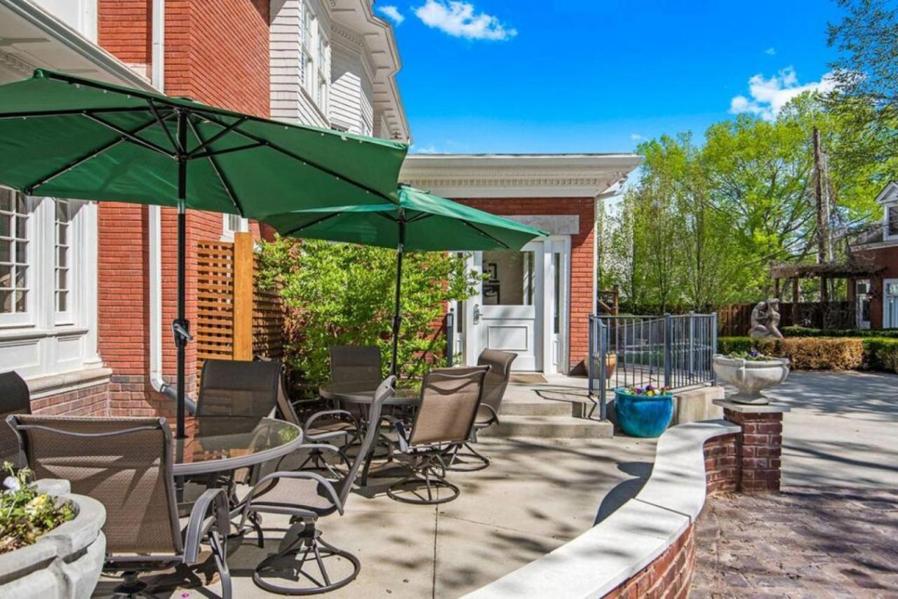 Valentine At Oak Street Mansion Hotell Kansas City Eksteriør bilde